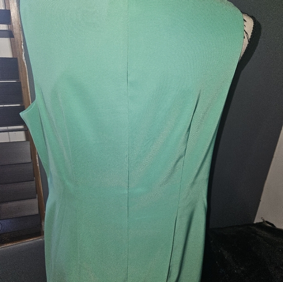 Alyx Womans Sleeveless Green Dress Size 14 - Picture 6 of 13